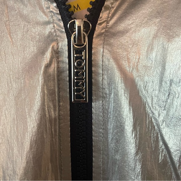 Tommy Hilfiger Silver Windbreaker Hooded Jacket - Picture 9 of 11